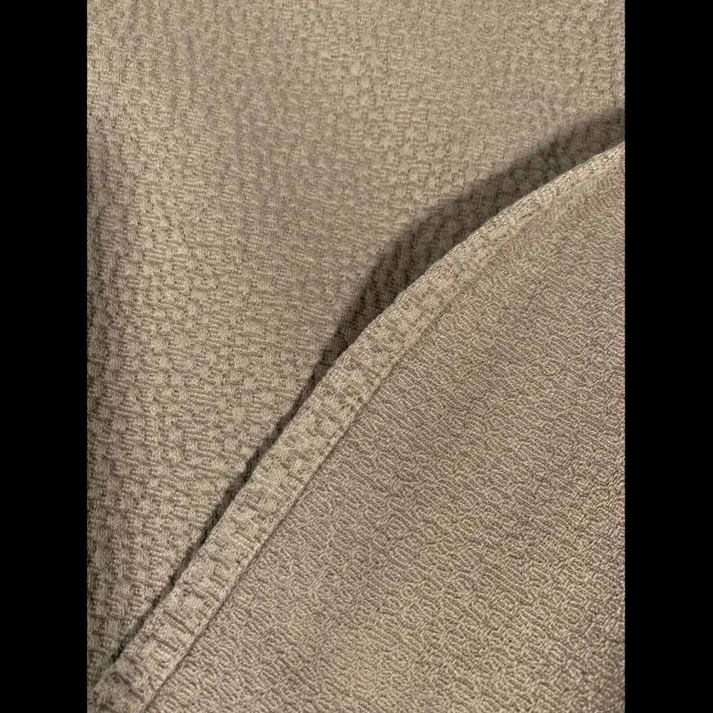 NIB Hotel Collection Como (1) King‎ Coverlet Blanket +(2) King Shams